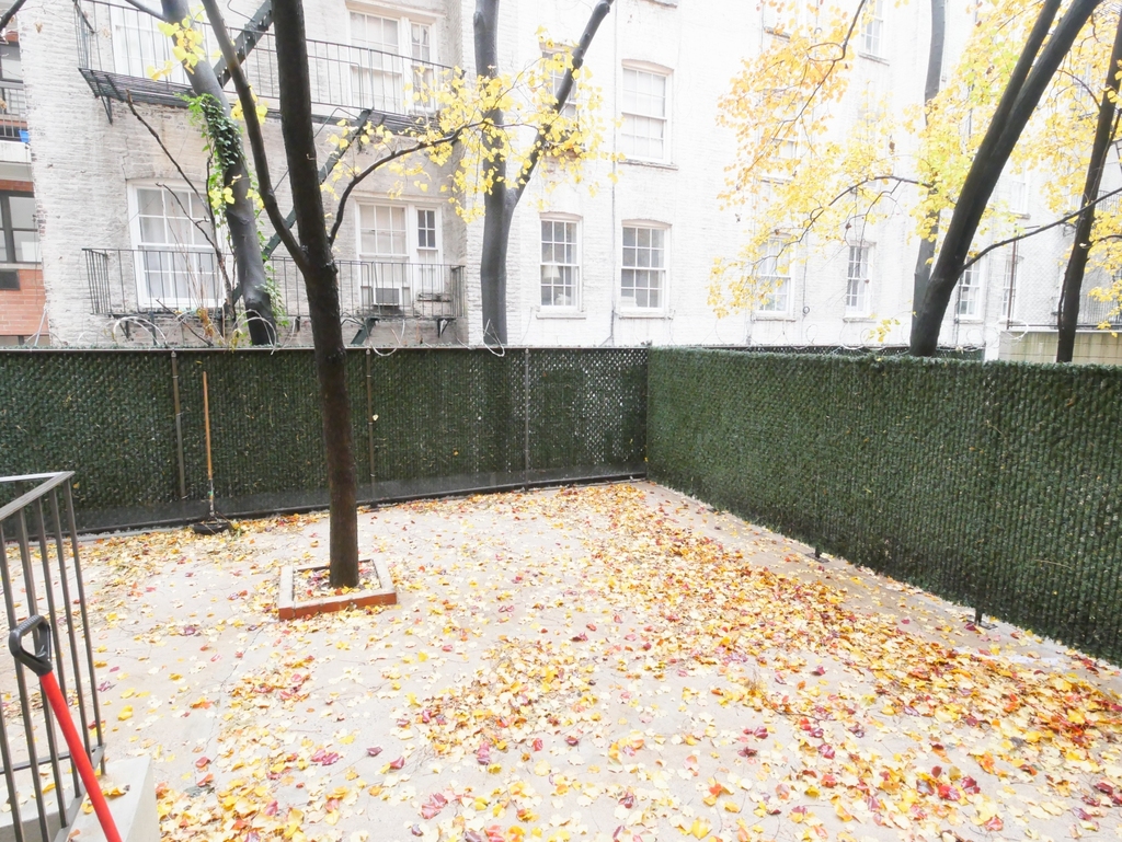 317 East 91st Street - Photo 16