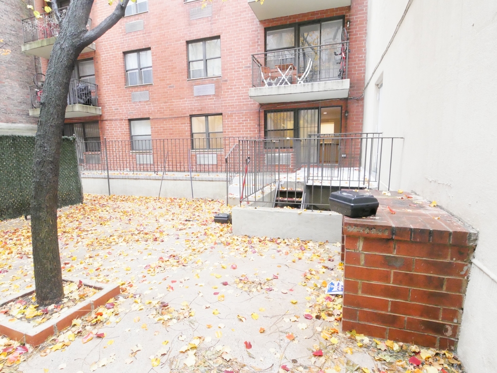 317 East 91st Street - Photo 19
