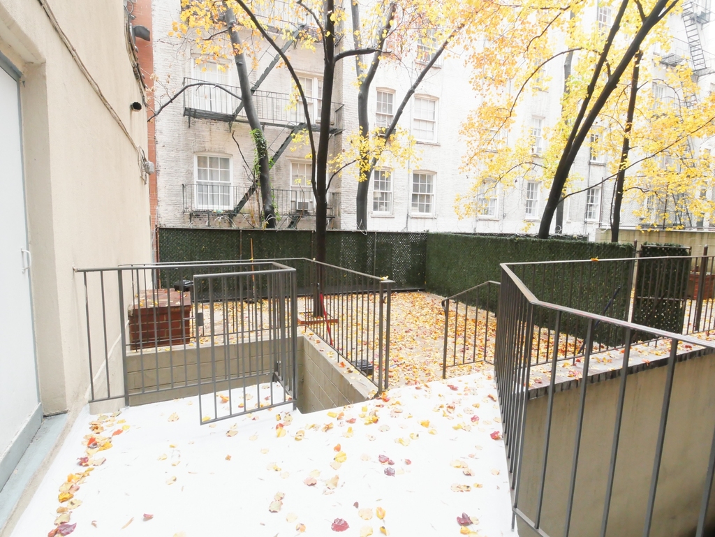 317 East 91st Street - Photo 15
