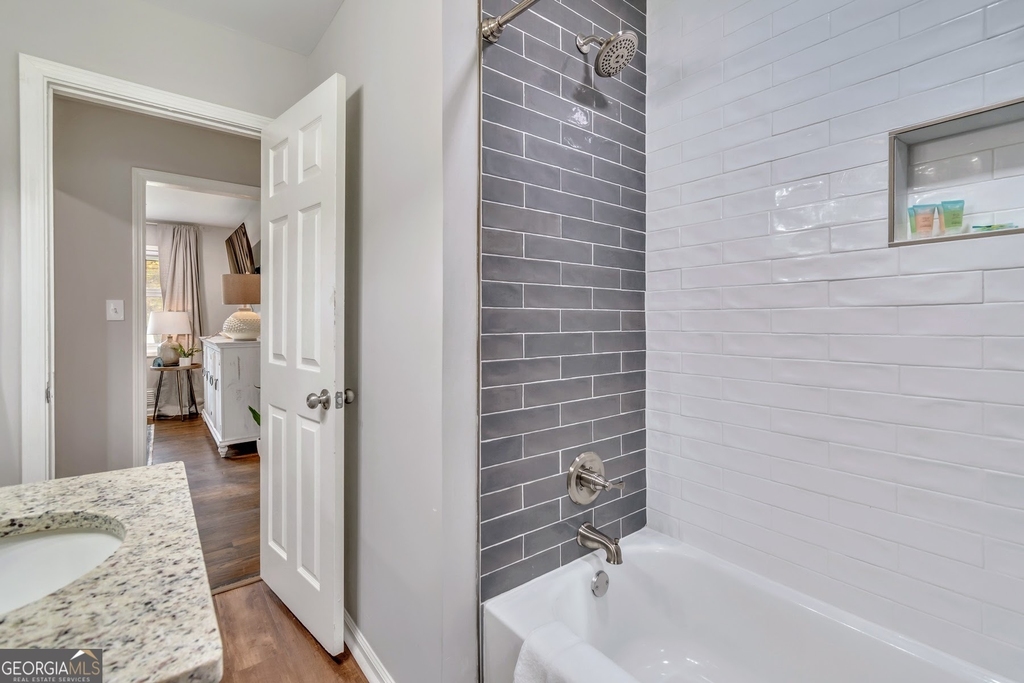 597 S Gordon Road Sw - Photo 12