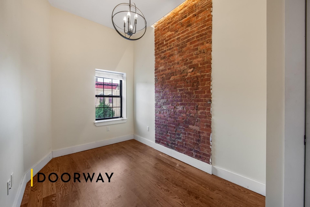 620 Wilson Avenue - Photo 1
