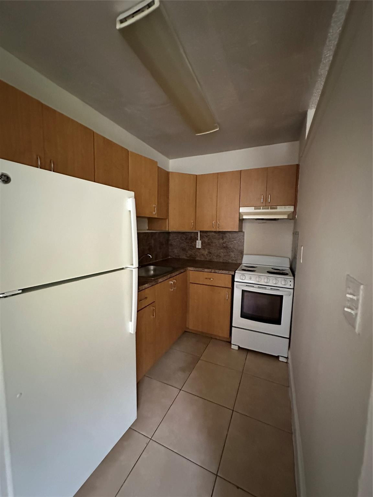 728 Nw 4th Avenue - Photo 4