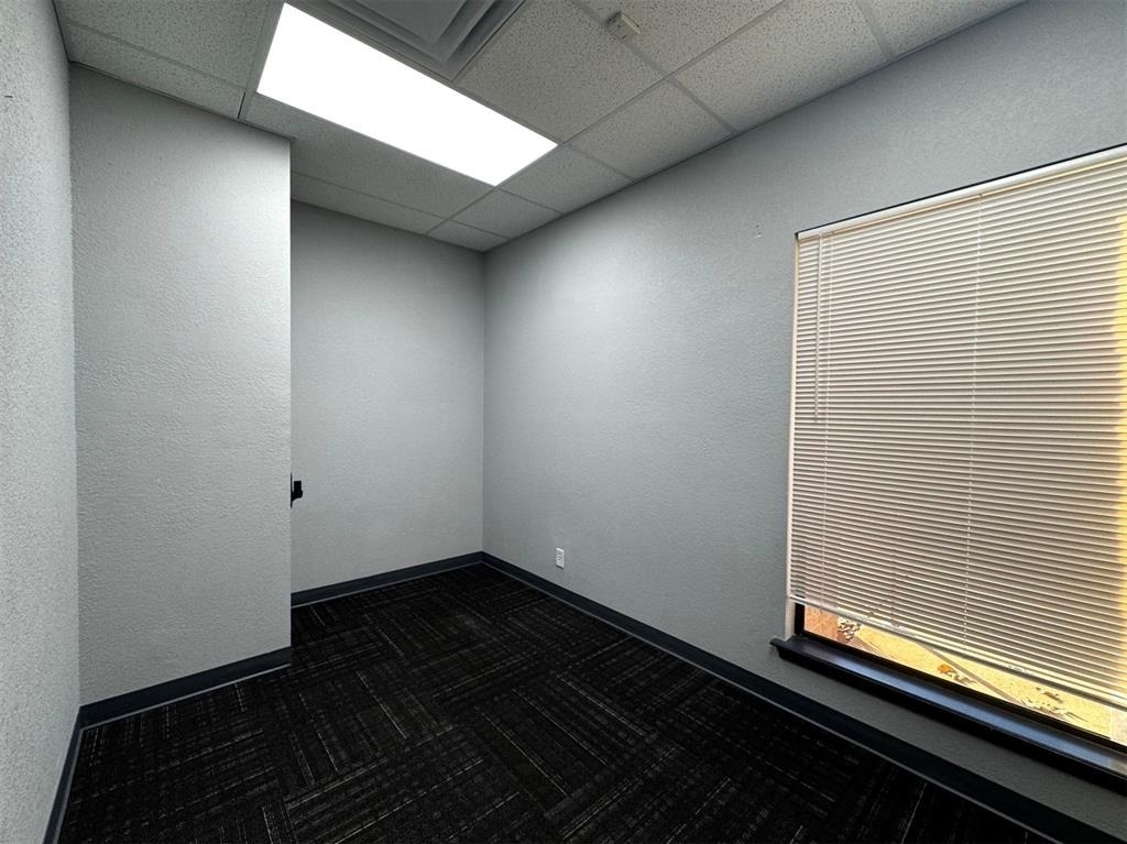 501 E 15th Street - Photo 11
