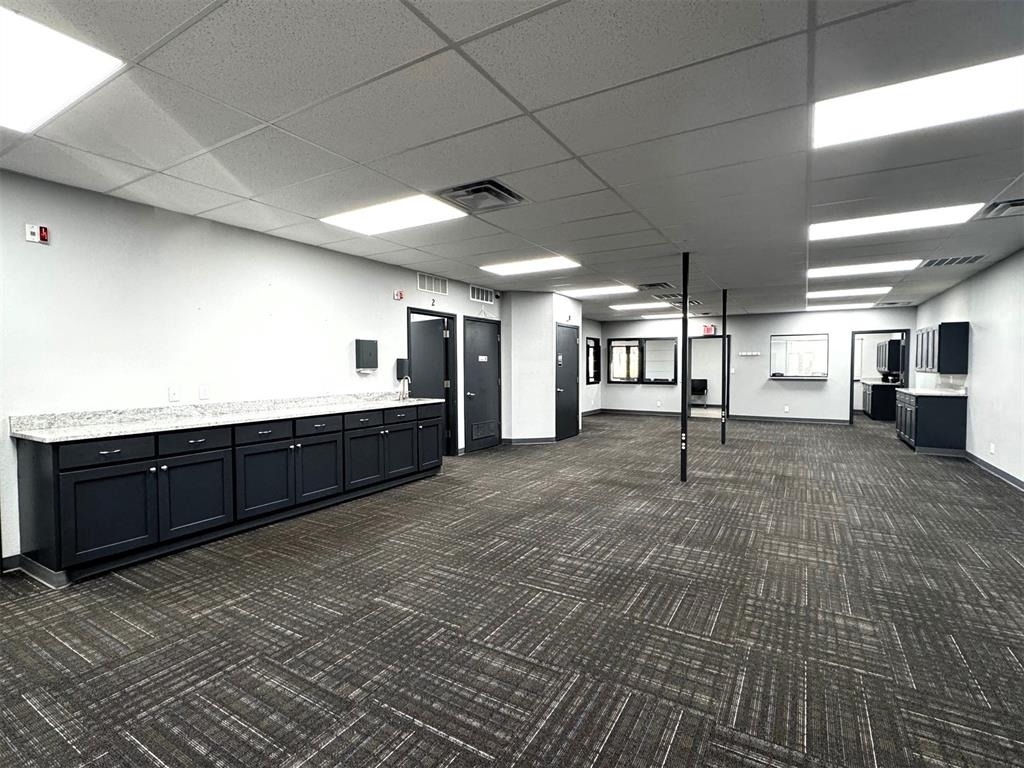 501 E 15th Street - Photo 6