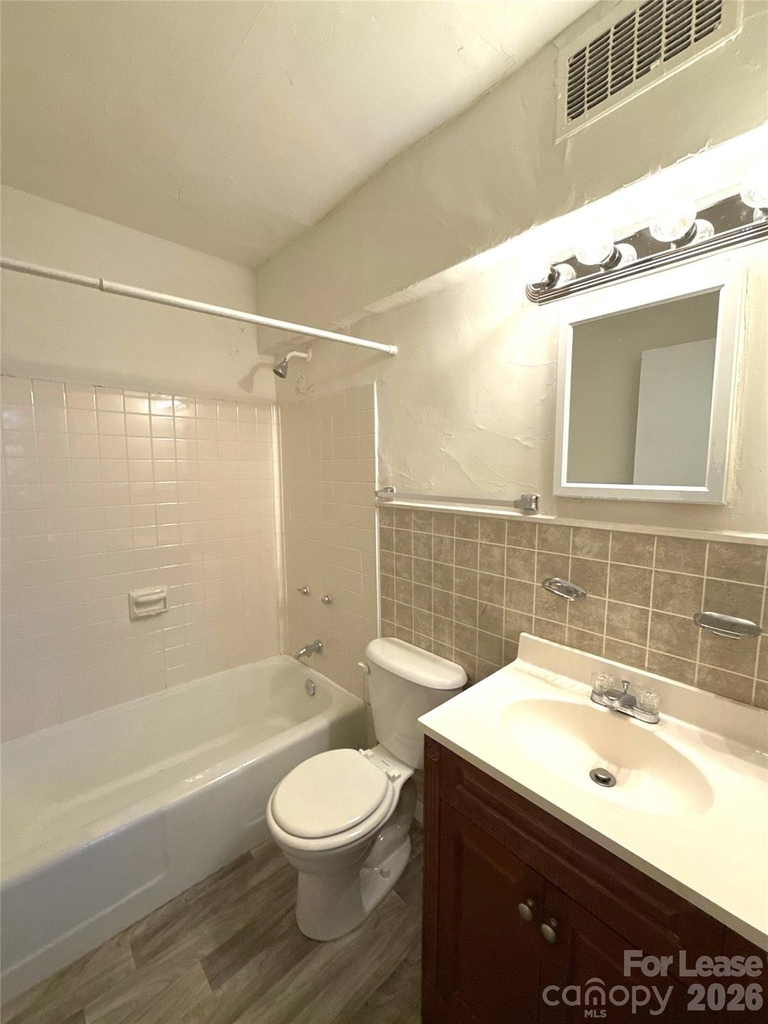 2126 E 7th Street - Photo 7