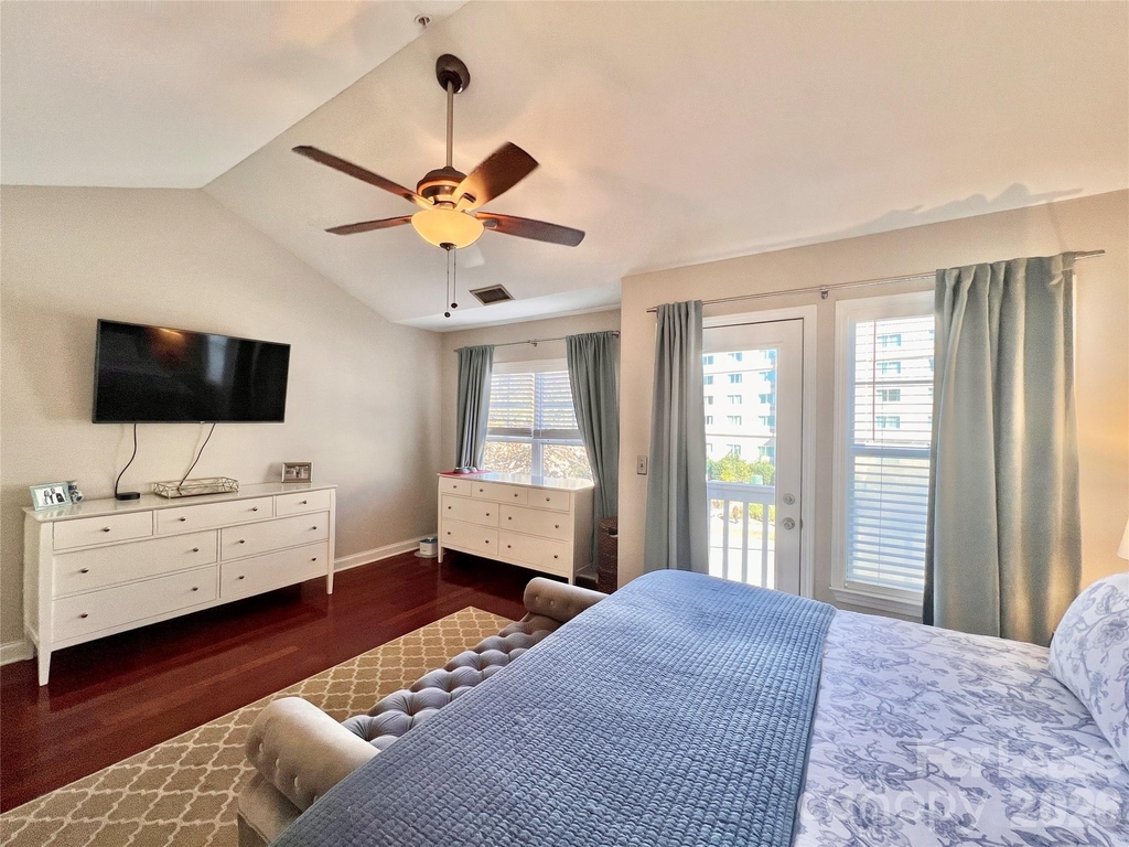 833 W 4th Street - Photo 13