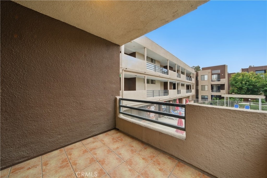7826 Topanga Canyon Boulevard - Photo 6