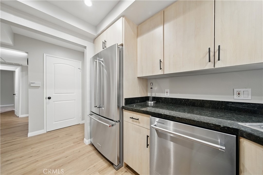 7826 Topanga Canyon Boulevard - Photo 25