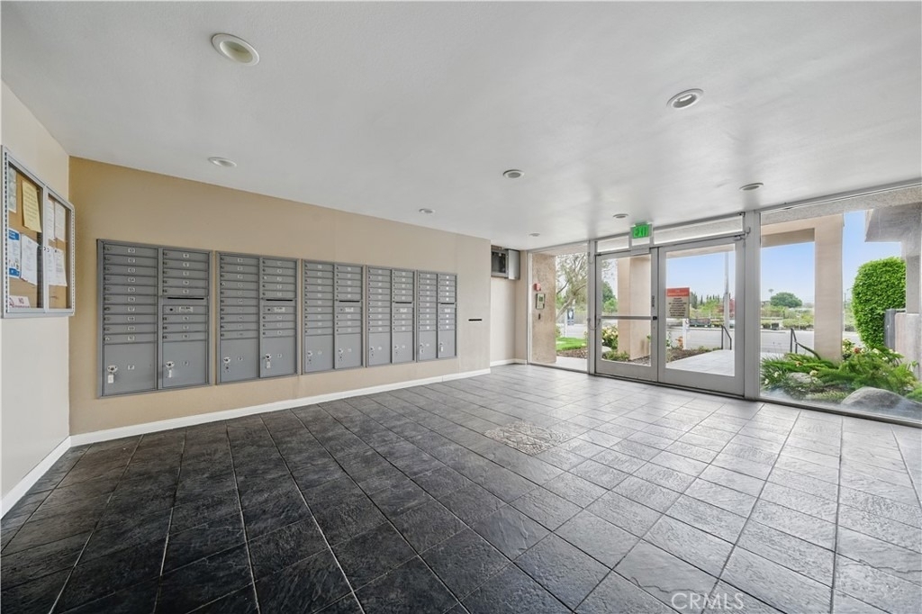 7826 Topanga Canyon Boulevard - Photo 4