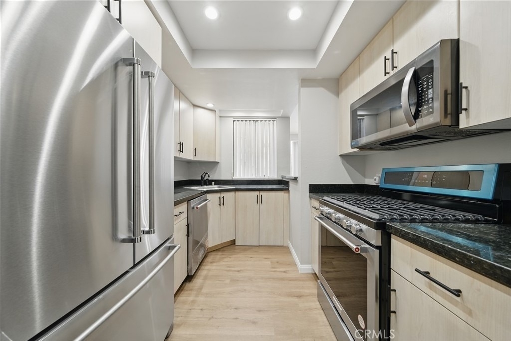 7826 Topanga Canyon Boulevard - Photo 28