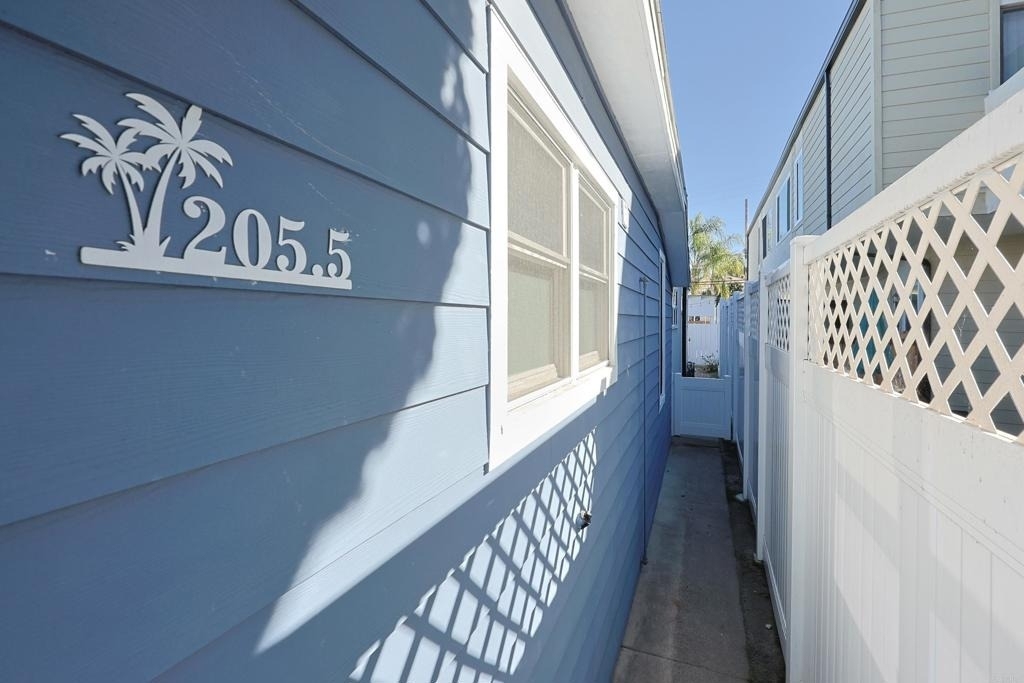 205.5 C Avenue - Photo 0