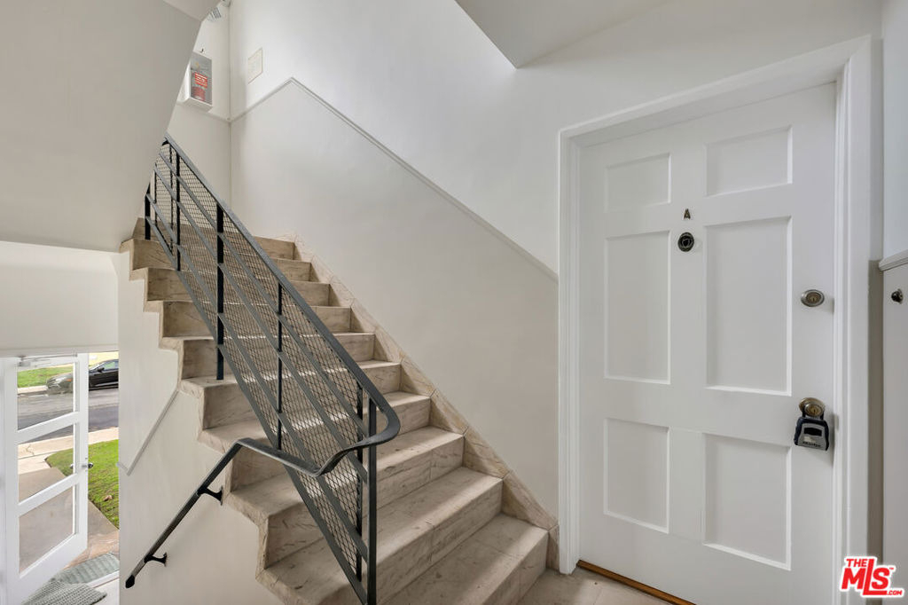 4086 Abourne Road - Photo 31