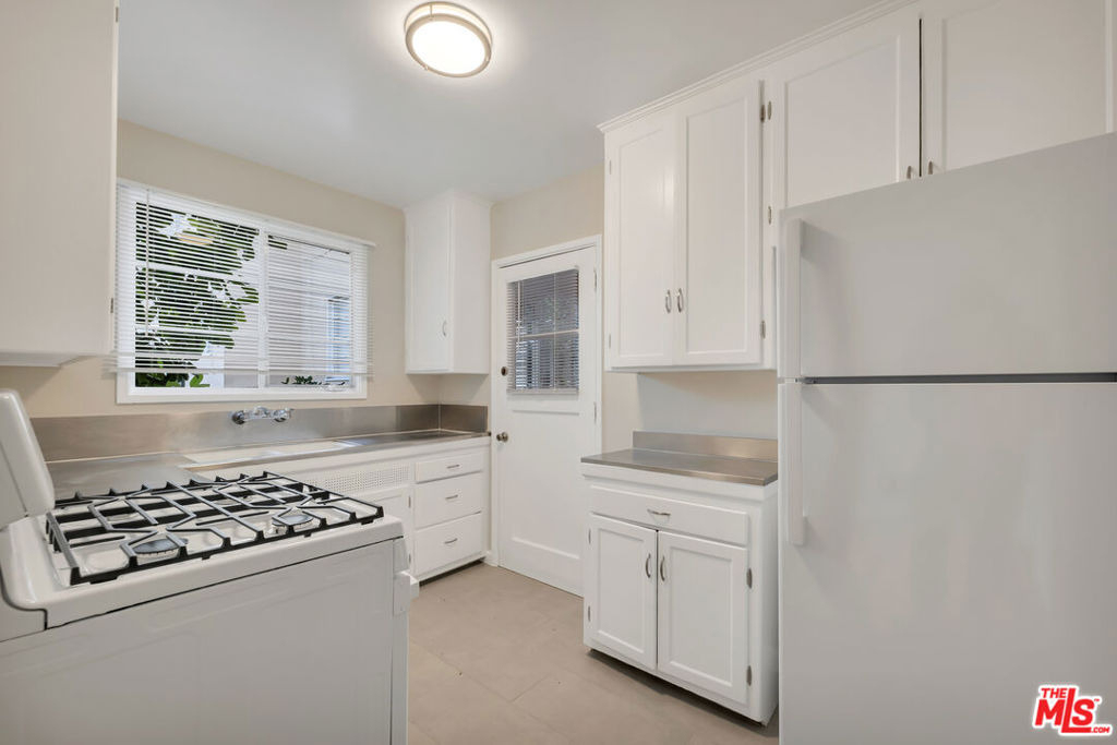 4086 Abourne Road - Photo 27