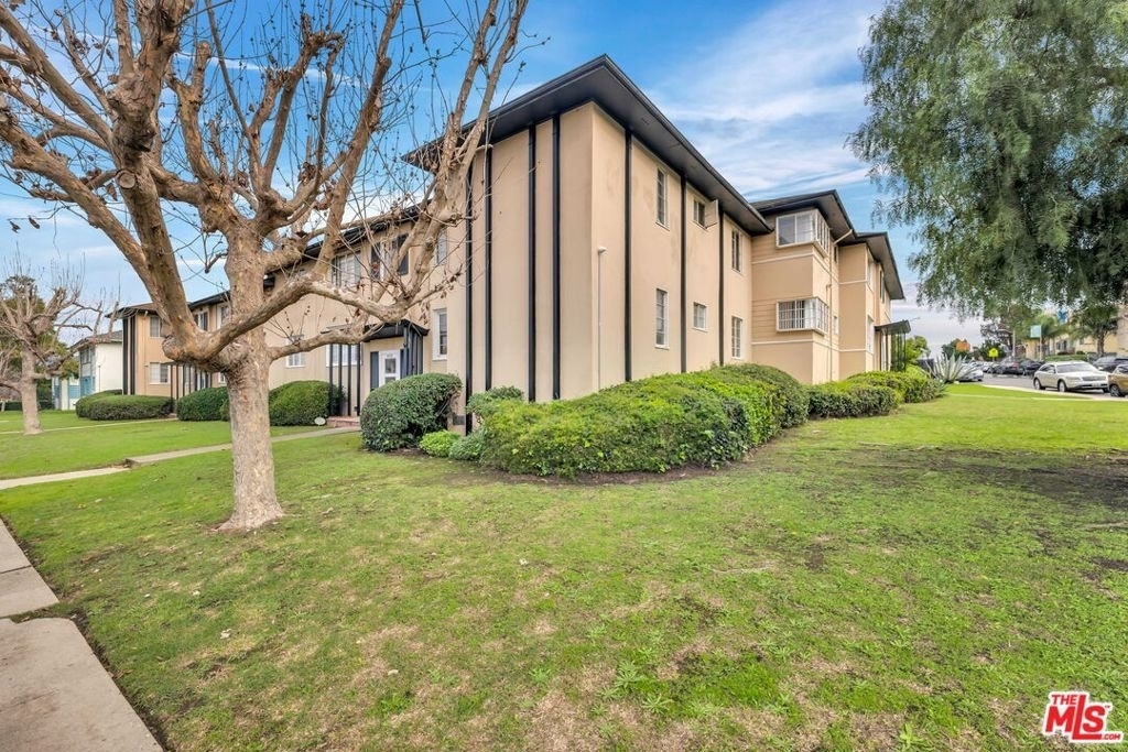 4086 Abourne Road - Photo 35