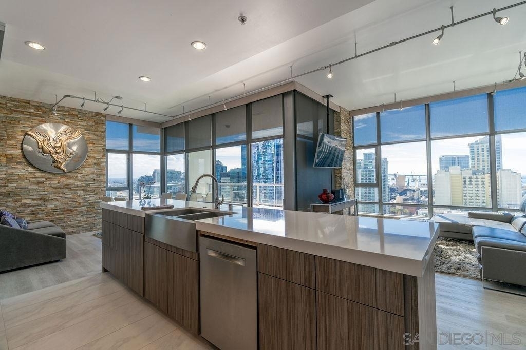 575 6th Ave - Photo 0