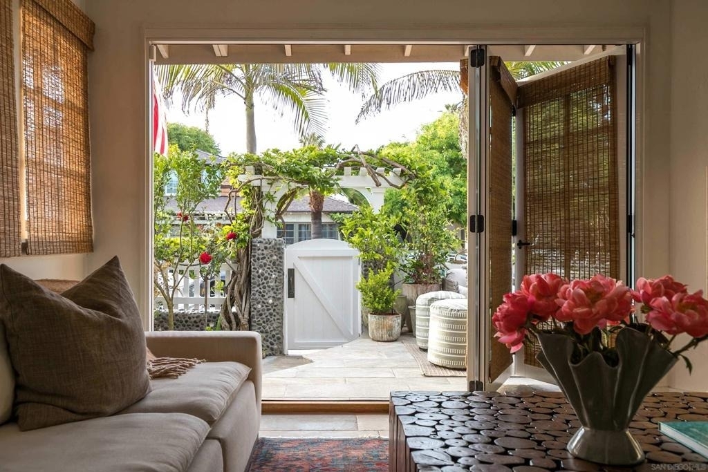 335 Gravilla Street - Photo 11