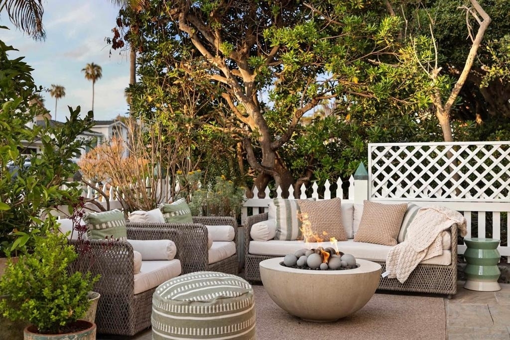 335 Gravilla Street - Photo 14