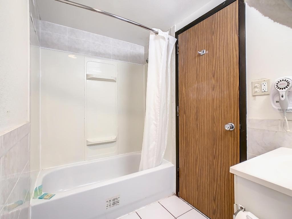2295 E Irlo Bronson Memorial Highway - Photo 3