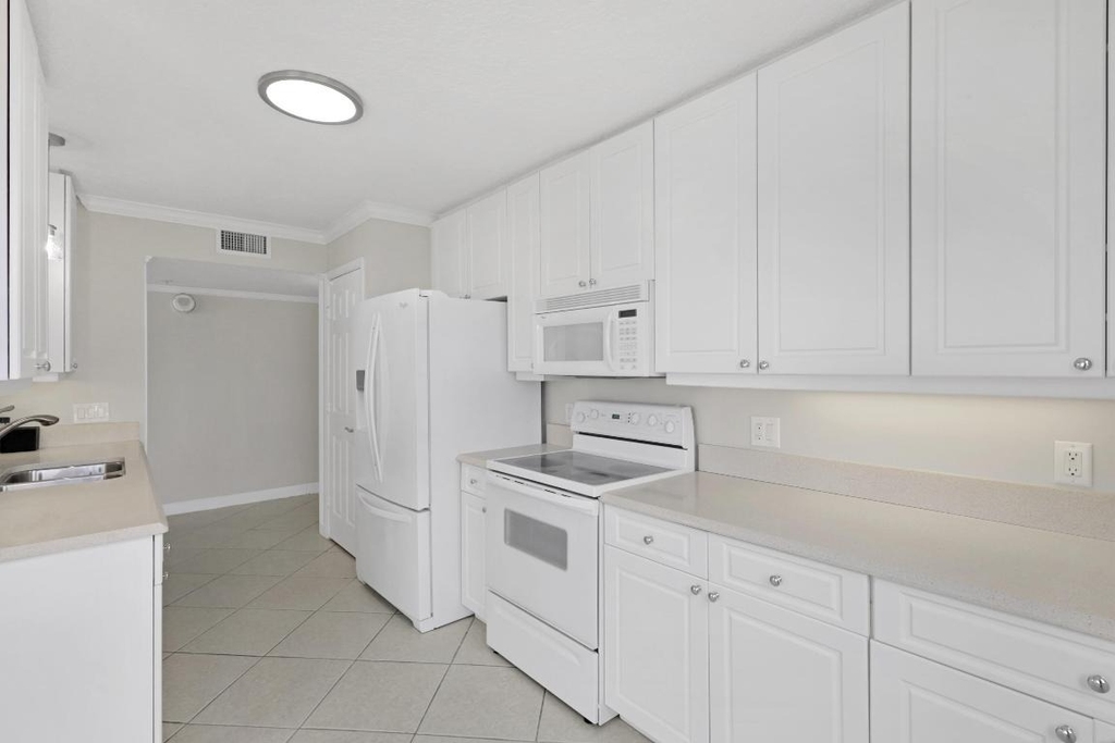 5049 N Highway A1a - Photo 7