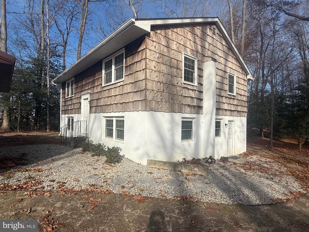 8859 Clendaniel Pond Road - Photo 0