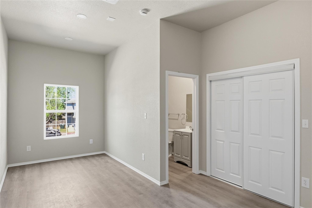885 Sagewood Trl - Photo 5