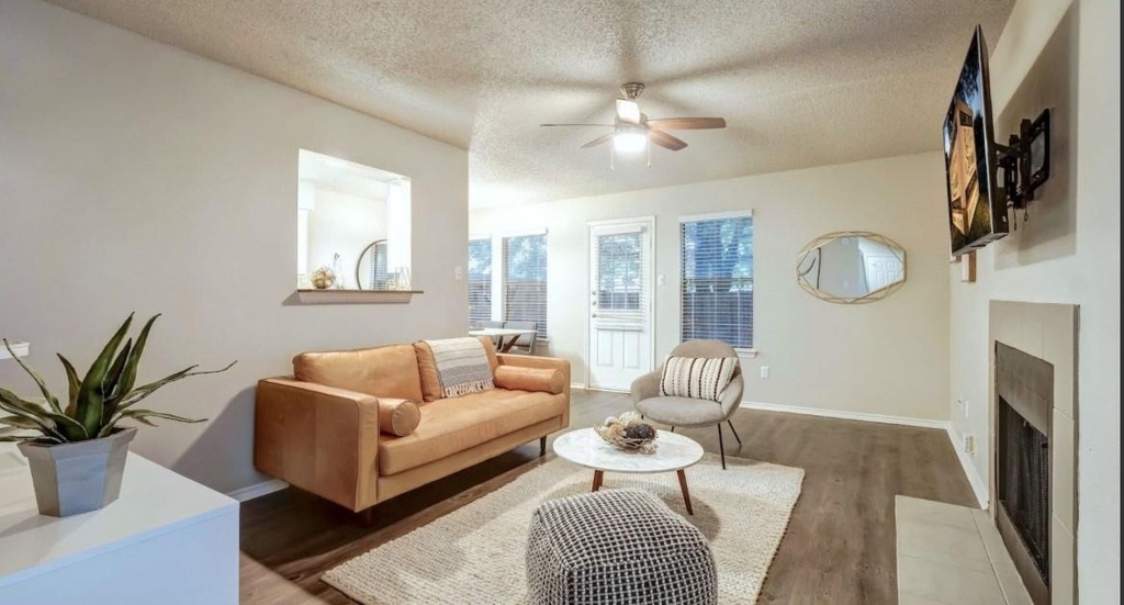 1338 Christopher Ave - Photo 7