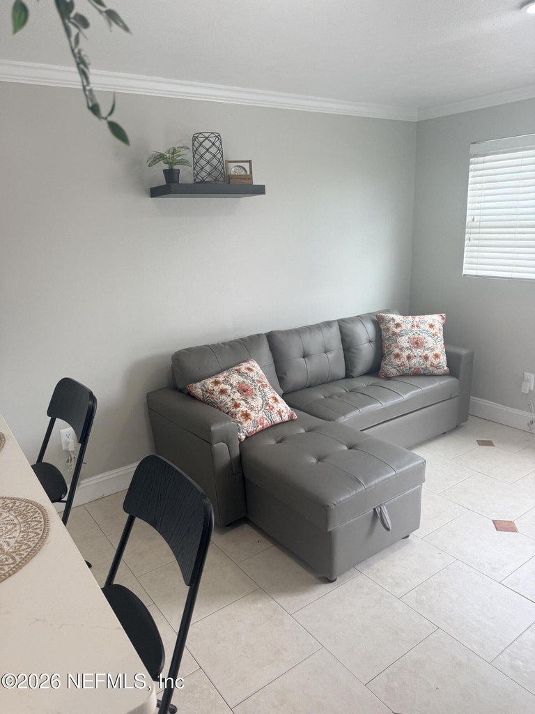200 Walnut Street - Photo 3