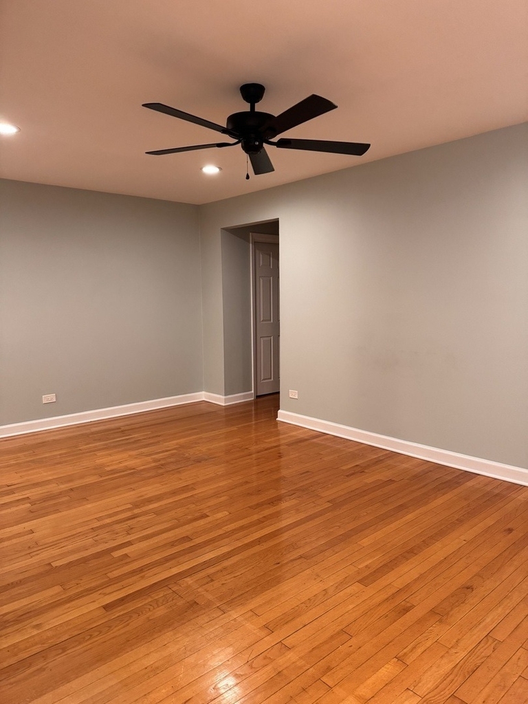 705 Strom Drive - Photo 2