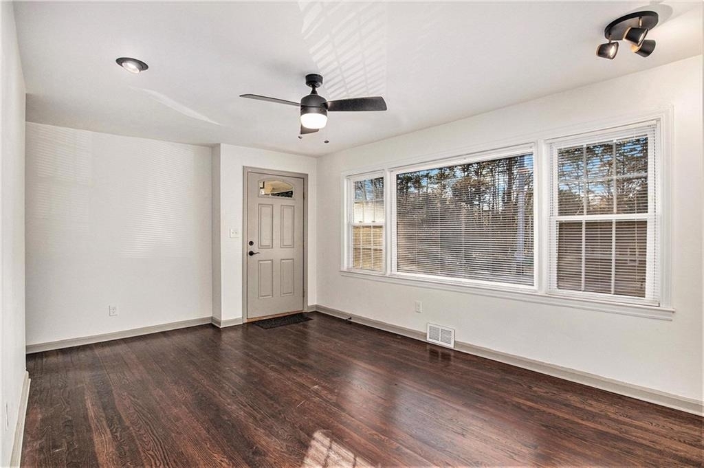 2105 Fellowship Road - Photo 3