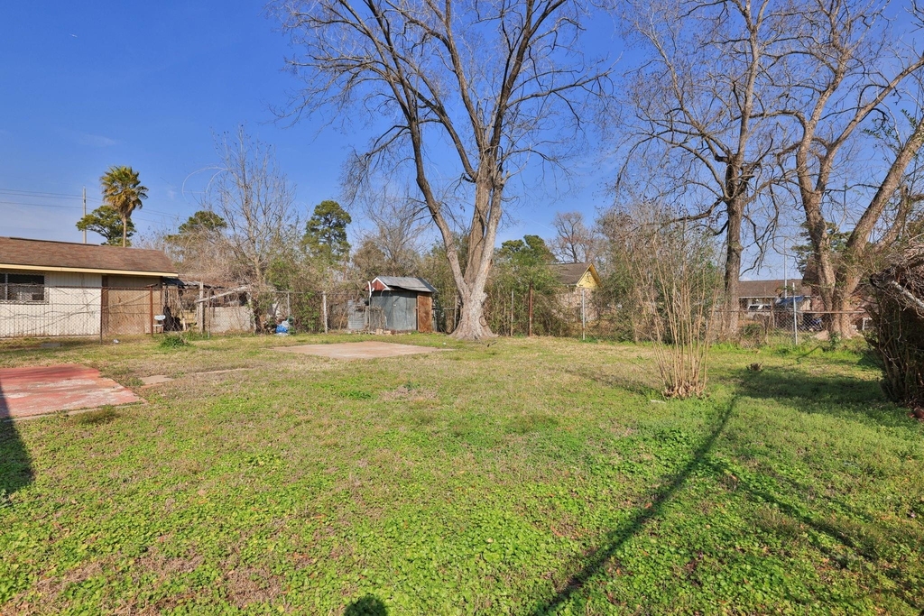 9834 Denning Drive - Photo 33