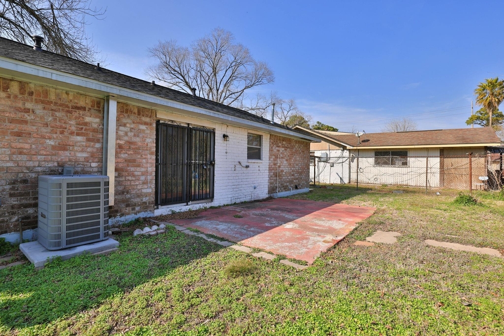 9834 Denning Drive - Photo 28