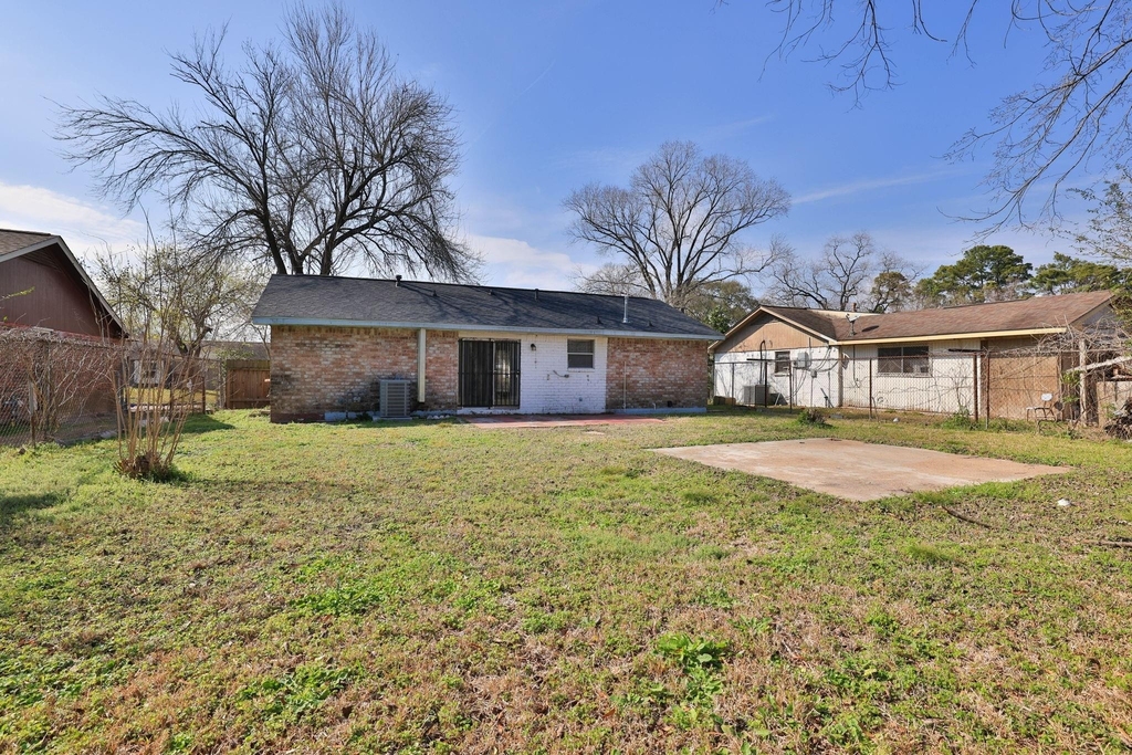 9834 Denning Drive - Photo 29