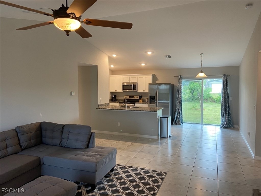 2837 Nw 24th Avenue - Photo 13
