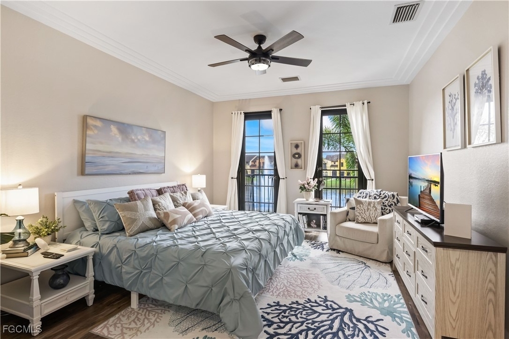 11908 Izarra Way - Photo 14