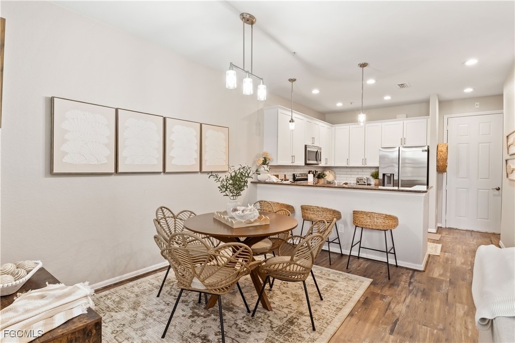 11908 Izarra Way - Photo 6