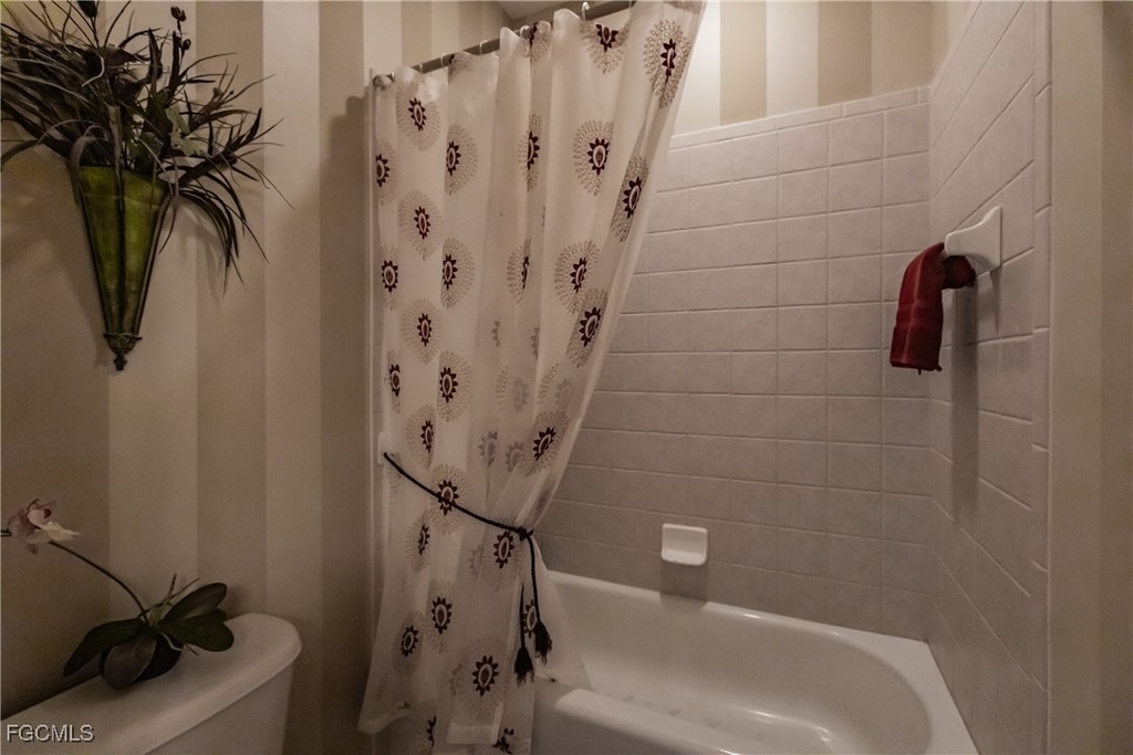 3011 Meandering Way - Photo 33