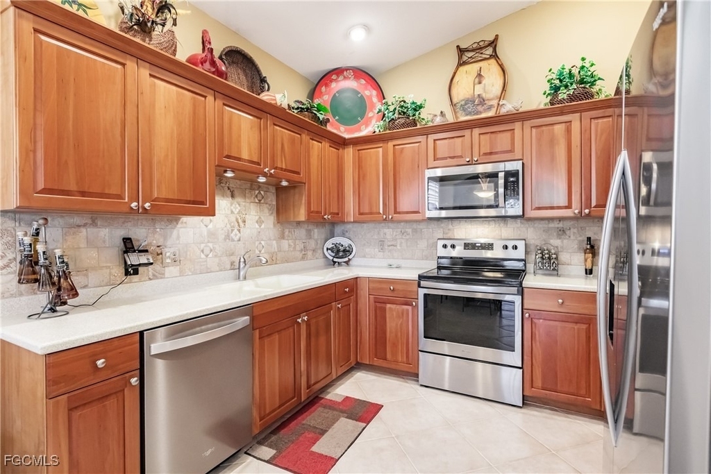 3011 Meandering Way - Photo 14
