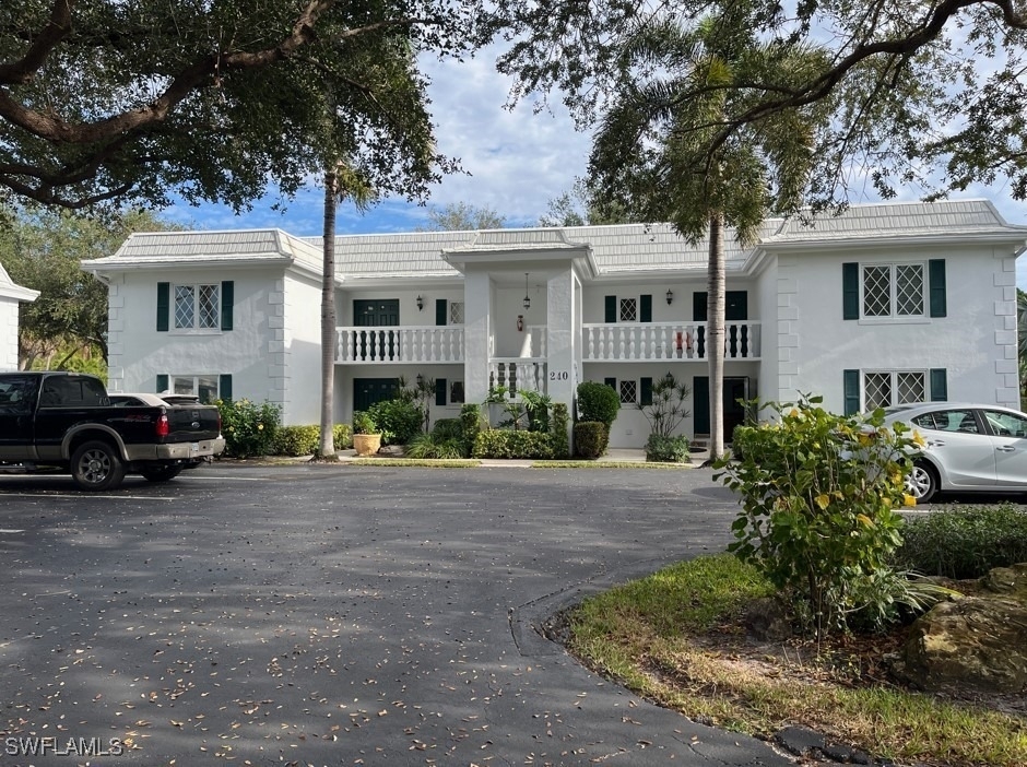 240 Palm River Boulevard - Photo 0