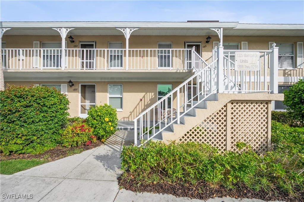 1325 Mainsail Drive - Photo 0