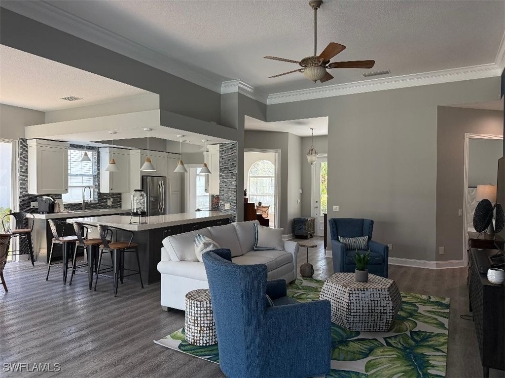 7549 Garibaldi Court - Photo 2