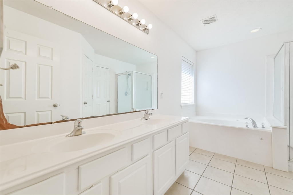 2507 Liza Court - Photo 20