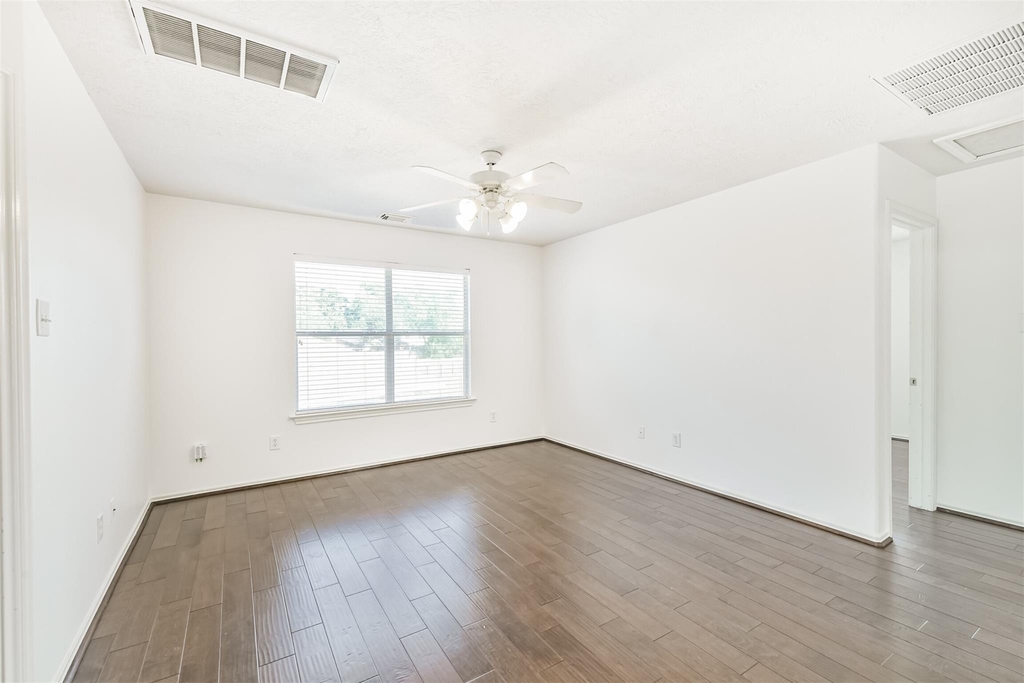 2507 Liza Court - Photo 23