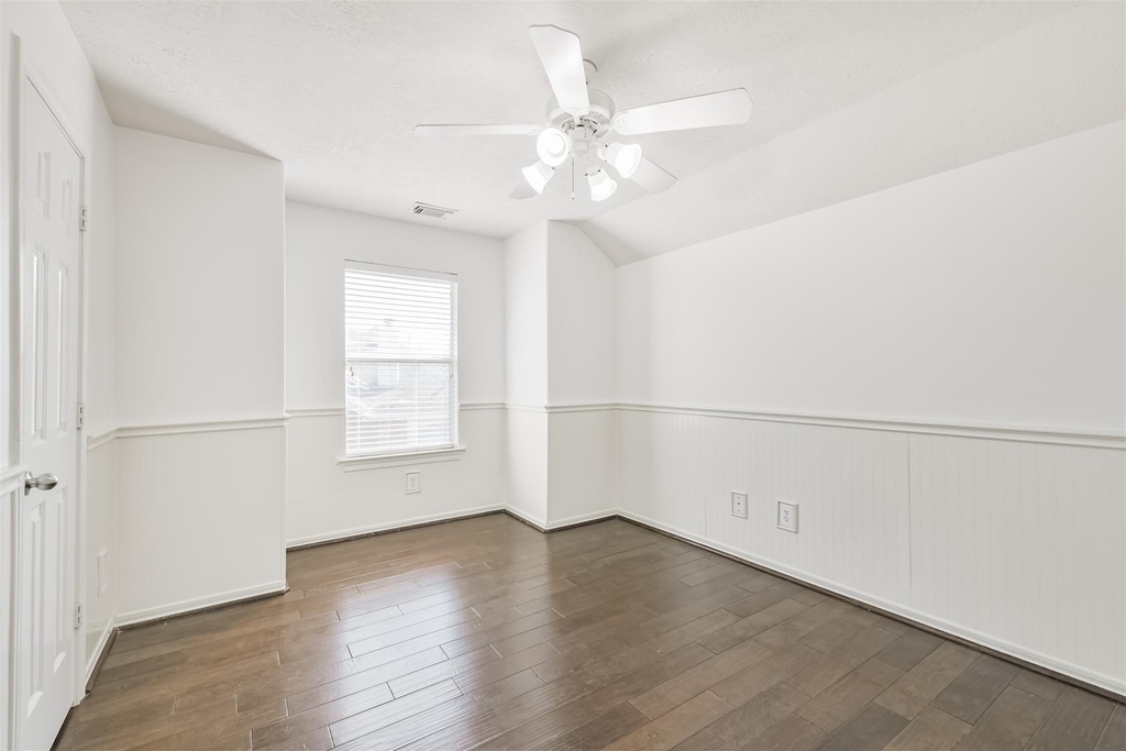 2507 Liza Court - Photo 30