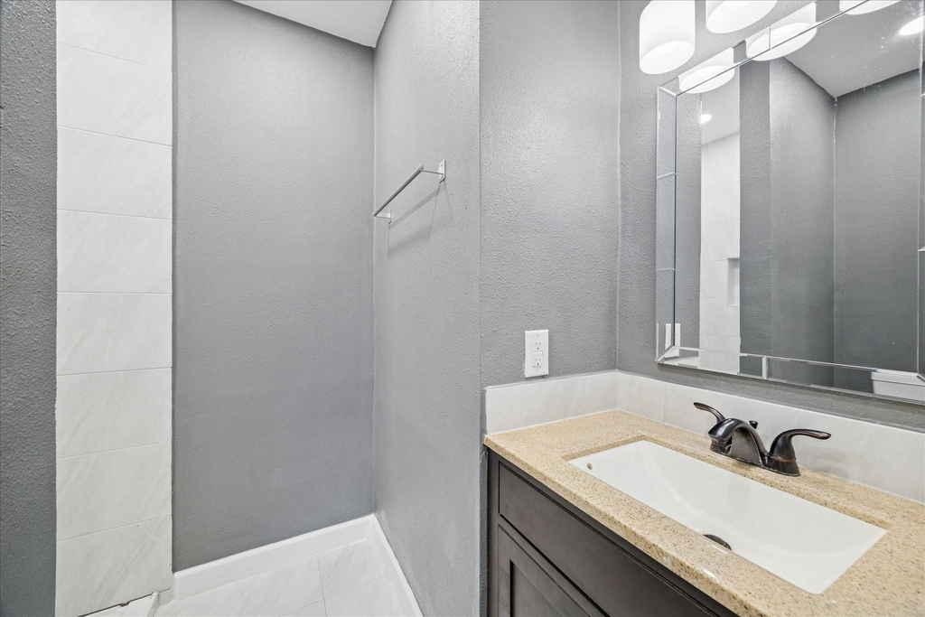 1900 Oregon Street - Photo 7
