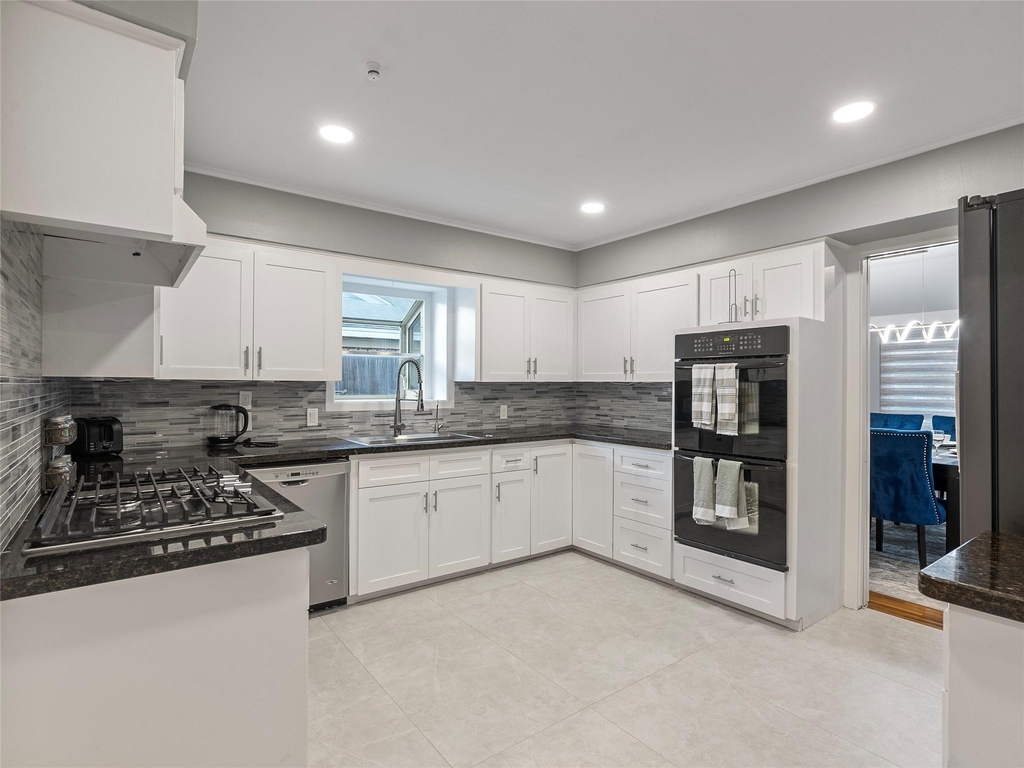 4119 Mischire Drive - Photo 6