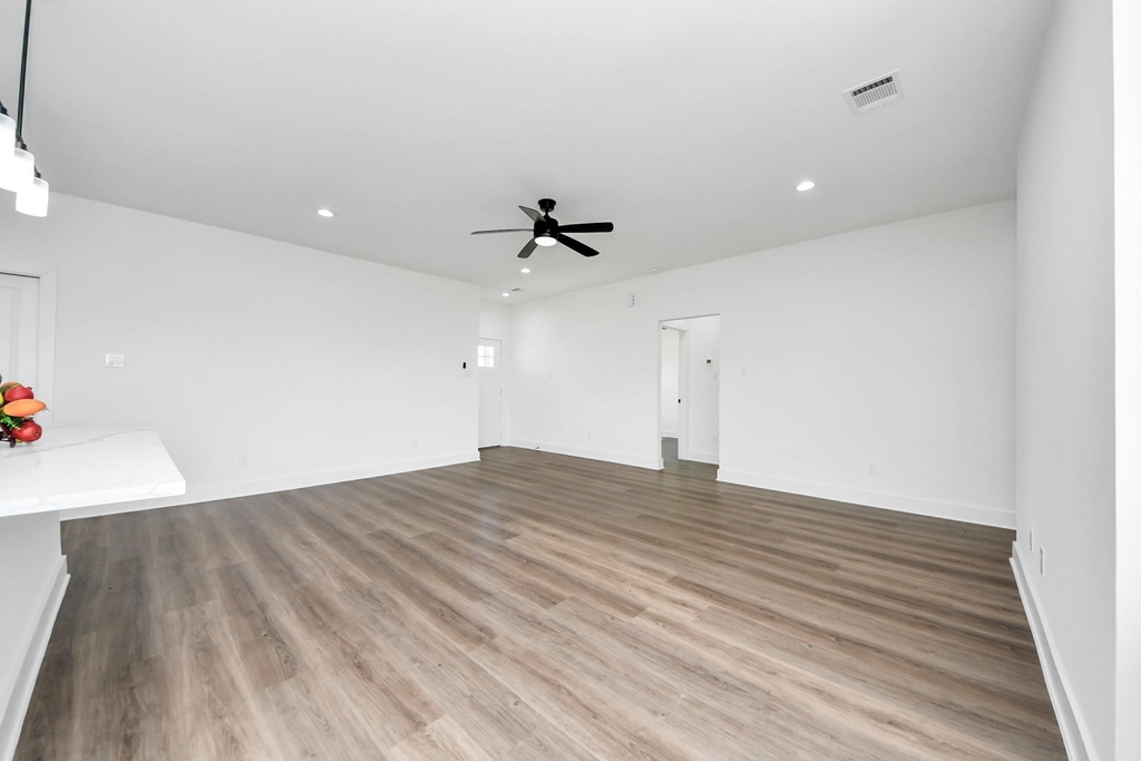 6273 Road 5503 - Photo 5