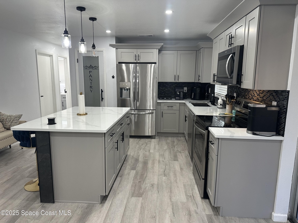 3782 Catalina Drive - Photo 5