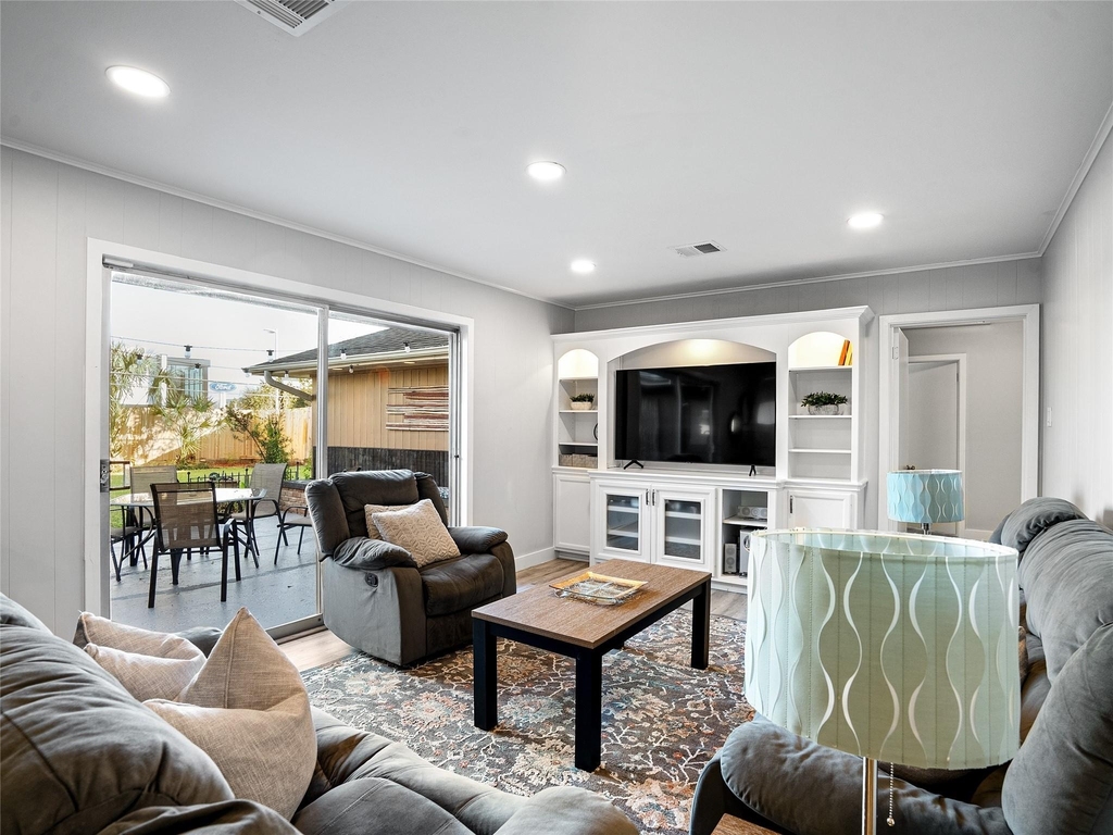 9403 Timberside Drive - Photo 13