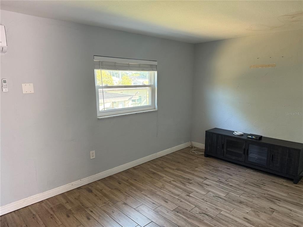 2807 41st Avenue N - Photo 3