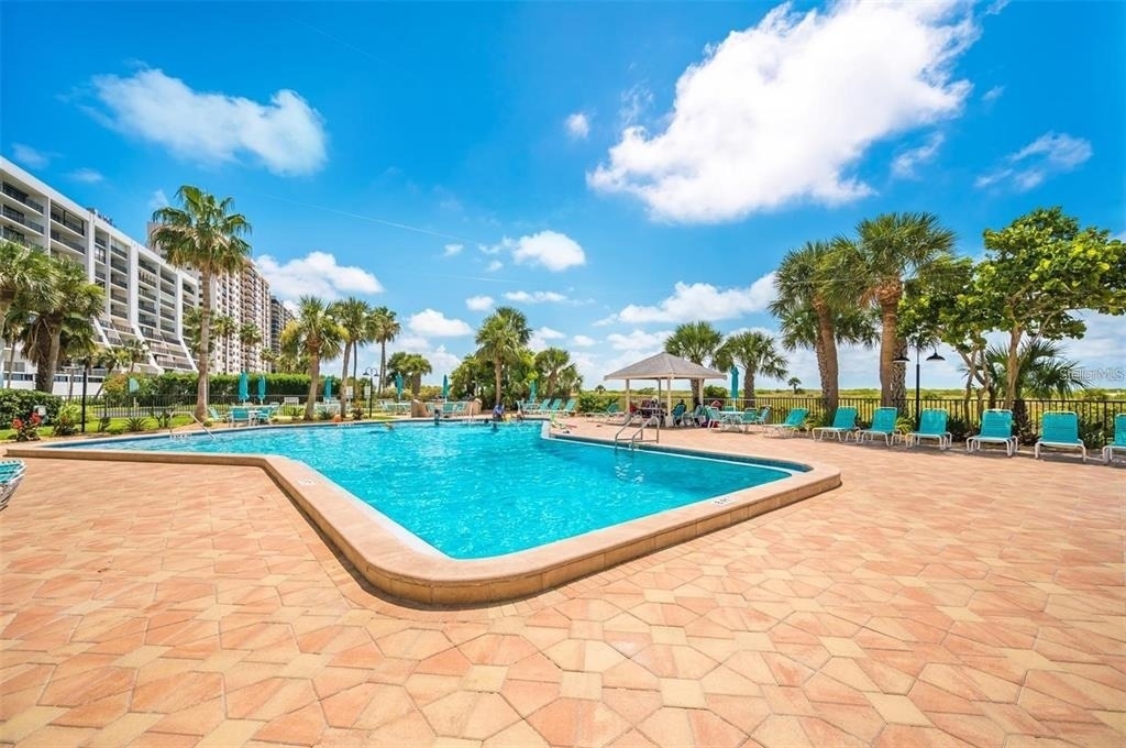 1230 Gulf Boulevard - Photo 2